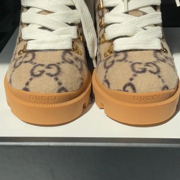 NEW!! Gucci Tweed Boots Sold Out! - Picture 5 of 9